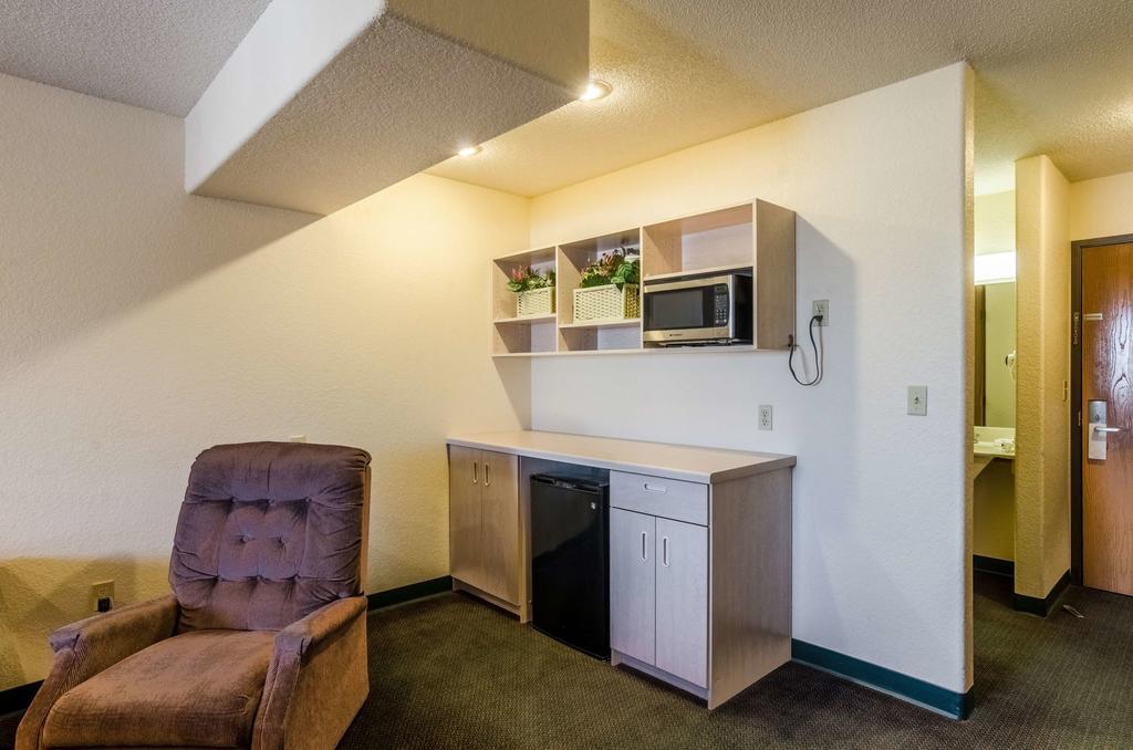Travelodge By Wyndham Chadron Esterno foto